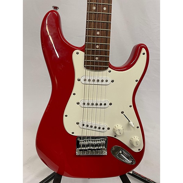 Used Squier Used Squier Mini Affinity Stratocaster Red Electric Guitar