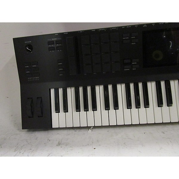 Used Akai Professional Used Akai Professional MPC Key 61 Keyboard Workstation