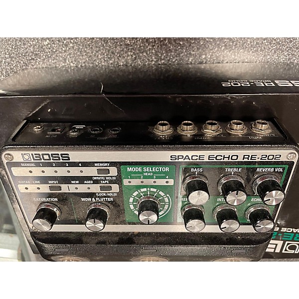 Used BOSS Used BOSS RE202 Space Echo Effect Pedal