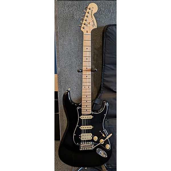 Used Fender Used Fender American Performer Stratocaster HSS Black Solid Body Electric Guitar