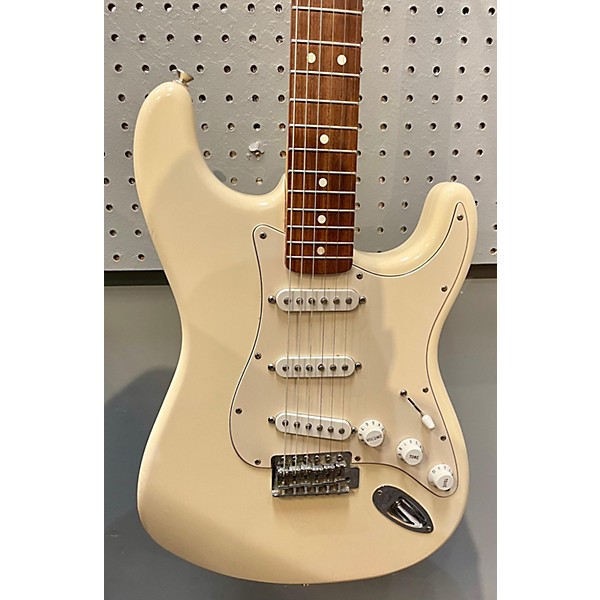 Used Fender Used Fender Standard Stratocaster Olympic White Solid Body Electric Guitar