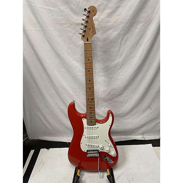 Used Fender Used 2022 Fender Player Stratocaster Roasted Maple Fiesta Red Solid Body Electric Guitar