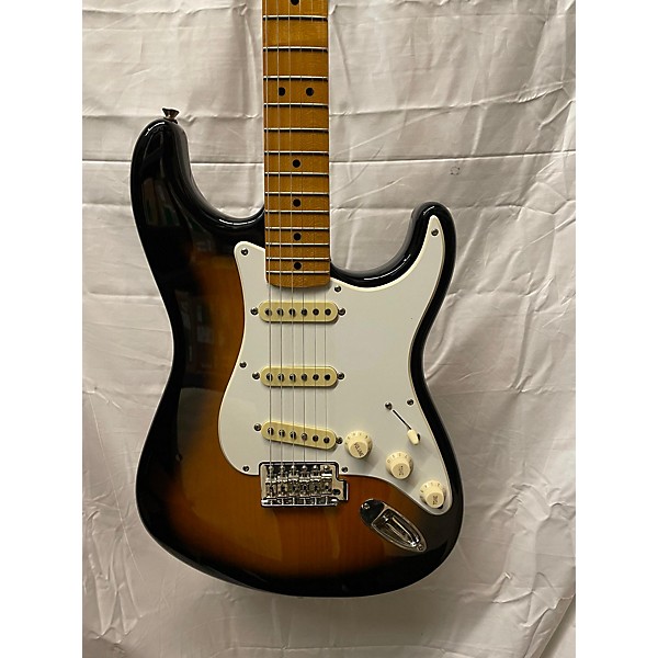 Used Squier Used Squier Classic Vibe 1960S Stratocaster 2 Color Sunburst Solid Body Electric Guitar