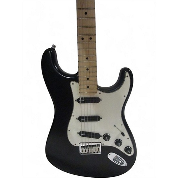 Used Fender Used Fender Artist Series Billy Corgan Signature Stratocaster Black Solid Body Electric Guitar