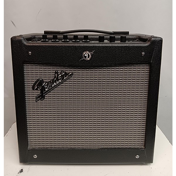 Used Fender Used Fender Mustang I V2 20W 1X8 Guitar Combo Amp