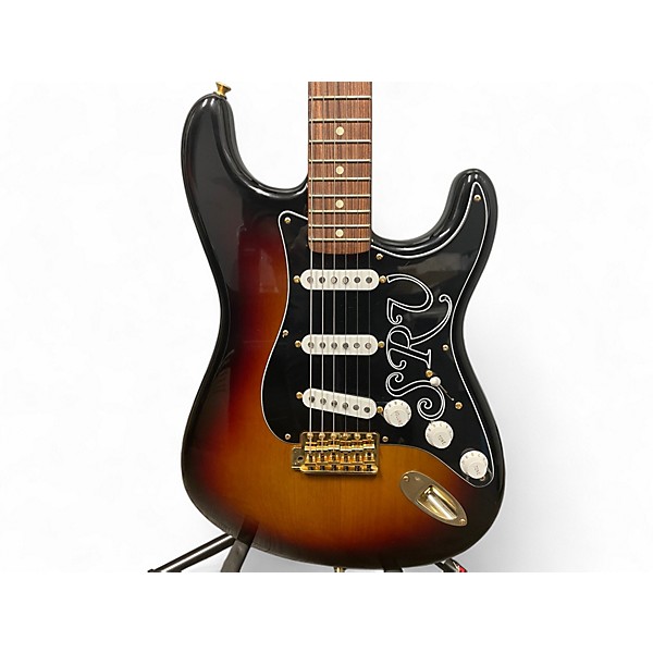 Used Fender Used Fender Artist Series Stevie Ray Vaughan Stratocaster 2 Color Sunburst Solid Body Electric Guitar