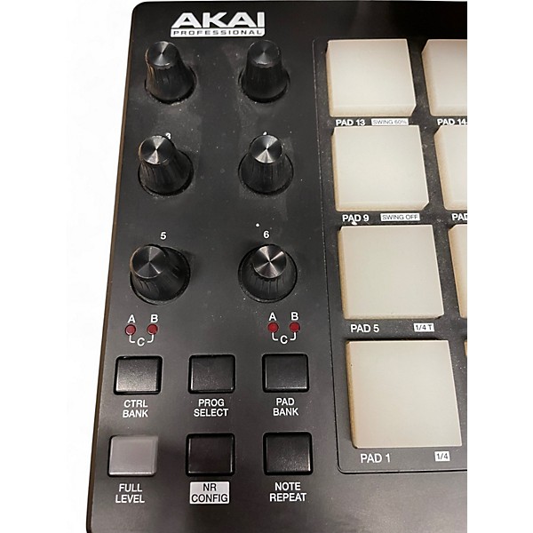 Used Akai Professional MPD218 MIDI Controller