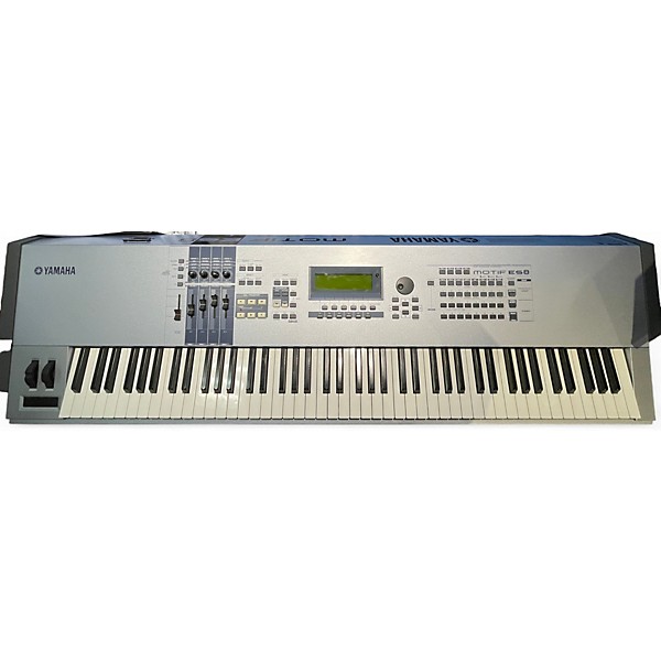 Used Yamaha Used Yamaha Motif ES8 88 Key Keyboard Workstation