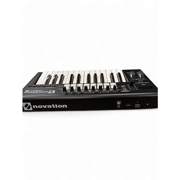 Used Novation Used Novation Launchkey 25 Key MIDI Controller