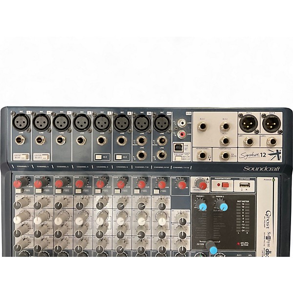 Used Soundcraft Used Soundcraft Signature 12 Mixer Line Mixer