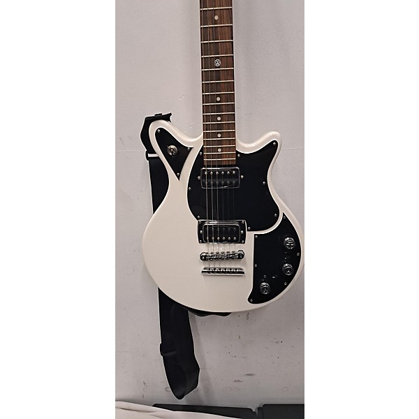 Used First Act Used First Act Volkswagen Garage Master White Solid Body Electric Guitar