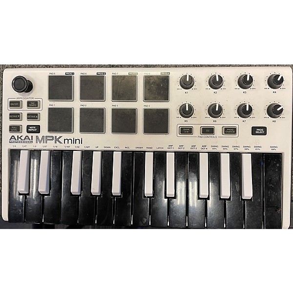 Used Akai Professional Used Akai Professional MPK Mini MIDI Controller