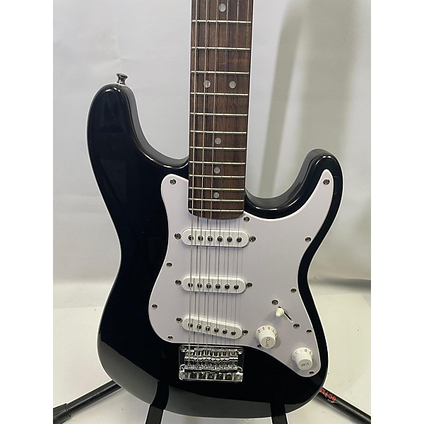 Used Squier Used Squier Mini Affinity Stratocaster Black Electric Guitar