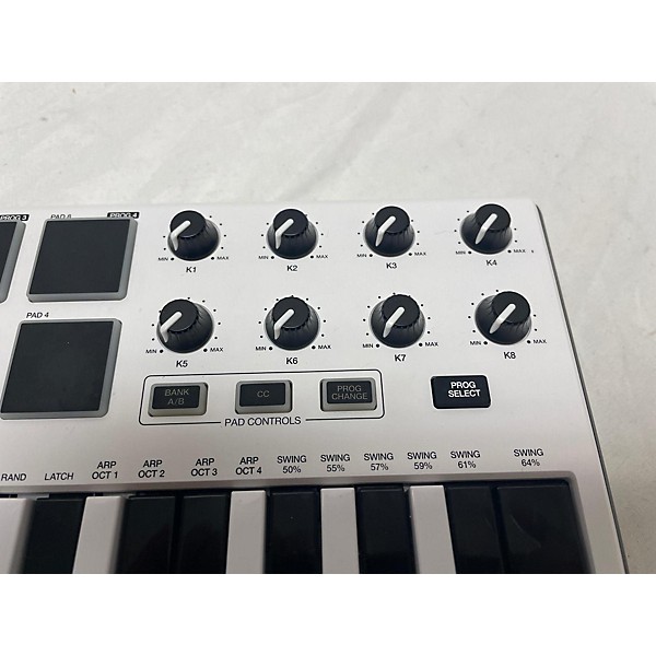 Used Akai Professional Used Akai Professional MPK Mini MIDI Controller