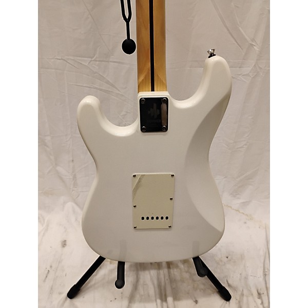 Used Honner Used HONNER SEEKER White Solid Body Electric Guitar