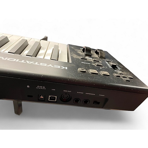 Used M-Audio Keystation 88