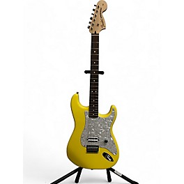 Used Fender Used FENDER TOM DELONGE STRATOCASTER YELLOW Solid Body Electric Guitar