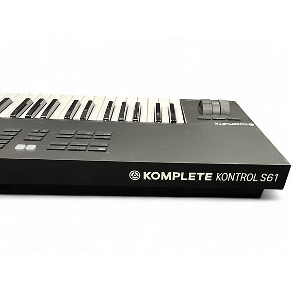 Used Native Instruments Komplete Kontrol S61 MKII MIDI Controller