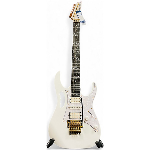 Used Ibanez Used 2024 Ibanez JEM7VP White Solid Body Electric Guitar