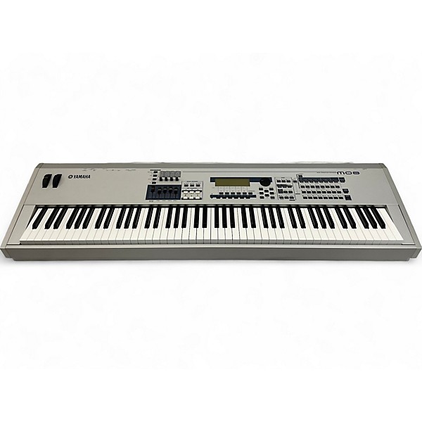 Used Used Yamaha MO8 88 Key Keyboard Workstation