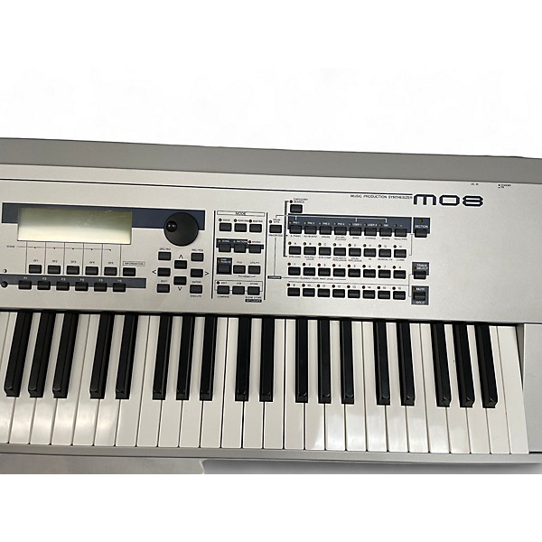 Used Used Yamaha MO8 88 Key Keyboard Workstation