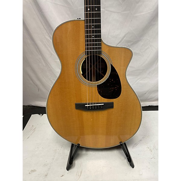 Used Martin Used Martin SC28E Natural Acoustic Electric Guitar