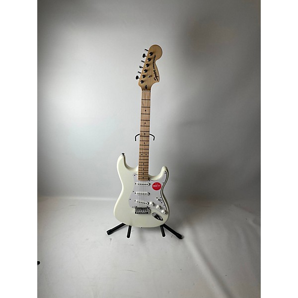 Used Squier Used Squier SONIC STRATOCASTER HT White Solid Body Electric Guitar