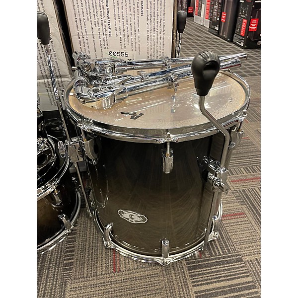 Used Pearl Used Pearl 5 piece Vision Midnight Fade Midnight Fade Drum Kit