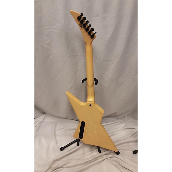 Vintage Gibson Vintage 1985 Gibson XPL EXPLORER CUSTOM SHOP Antique White Solid Body Electric Guitar