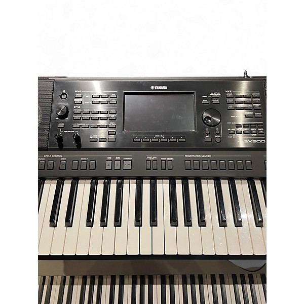 Used Yamaha psr-sx900 Arranger Keyboard