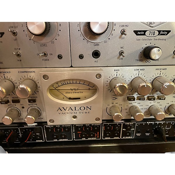 Used Avalon VT737SP Class A Mono Tube Microphone Preamp