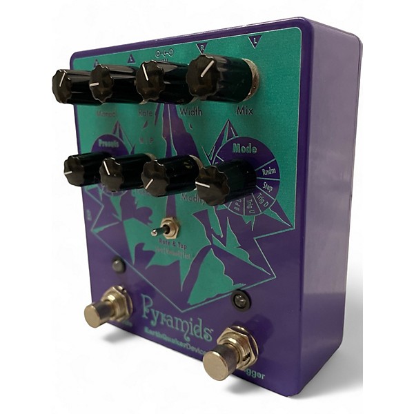 Used EarthQuaker Devices Used EarthQuaker Devices Pyramids Stereo Flanging Device Effect Pedal