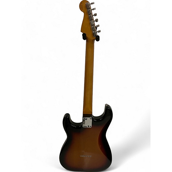 Used Fender Used 2023 Fender Artist Series Robert Cray Stratocaster 3 Tone Sunburst Solid Body Electric Guitar