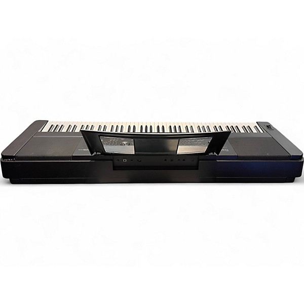 Used Yamaha Used Yamaha DGX660 Portable Keyboard