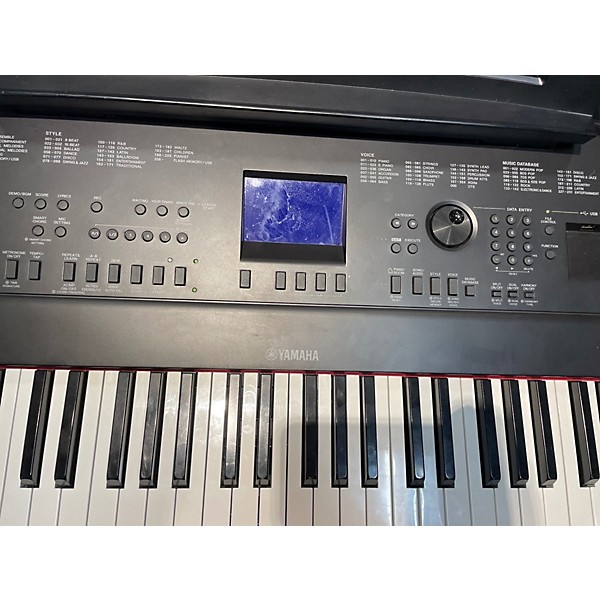 Used Yamaha Used Yamaha DGX660 Portable Keyboard