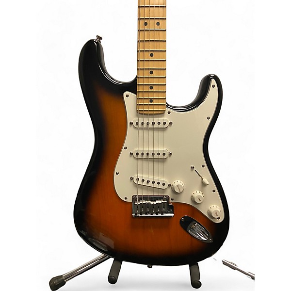 Used Fender Used Fender American Standard Stratocaster 2 Color Sunburst Solid Body Electric Guitar