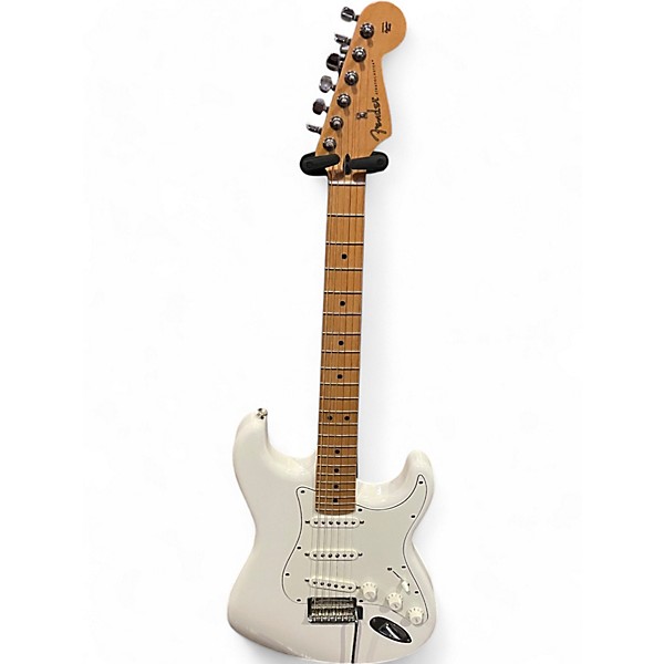 Used Fender Used Fender Standard Stratocaster Olympic White Solid Body Electric Guitar