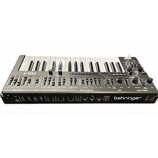 Used Behringer MS1 Keyboard Workstation