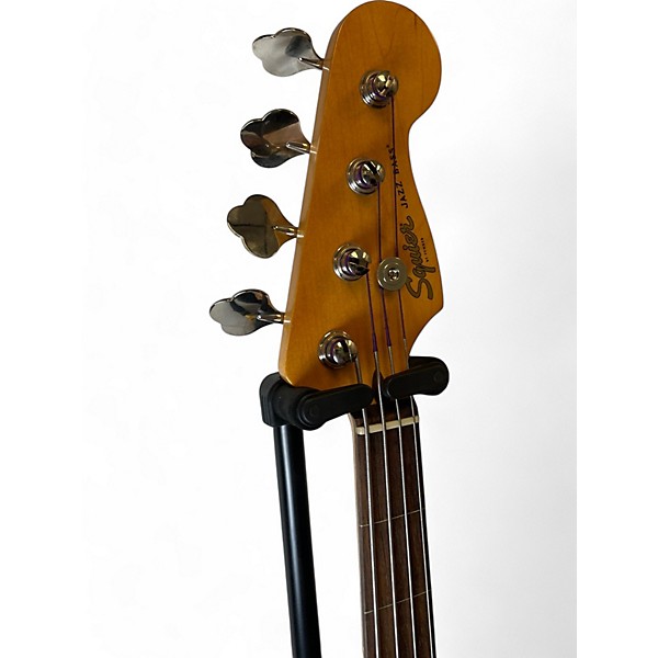 Used Squier Used Squier Classic Vibe 60's Jazz Bass fretless 3 Tone Sunburst Electric Bass Guitar