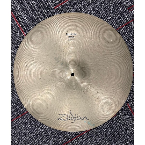 Used Zildjian Used Zildjian 20in Medium Ride 70'S Era Cymbal