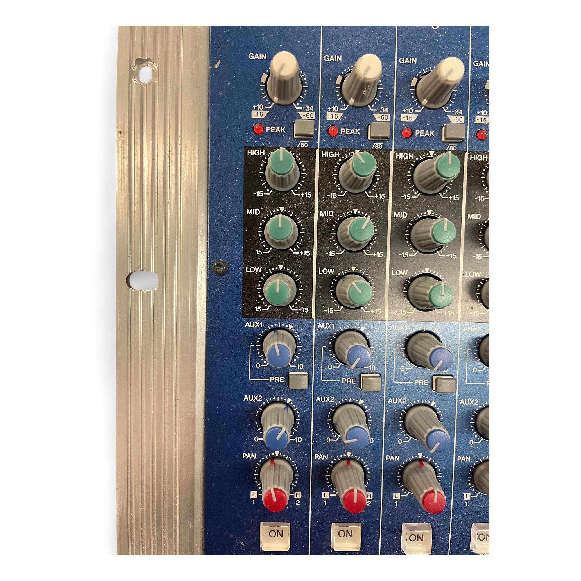 Used Yamaha Used Yamaha MG16/4 Unpowered Mixer | Guitar Center Used Yamaha Used Yamaha MG16/4 Unpowered Mixer | Guitar Center