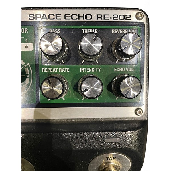 Used BOSS space echo re202 Effect Pedal