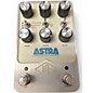 Used Universal Audio Astra Modulation Machine Effect Pedal thumbnail