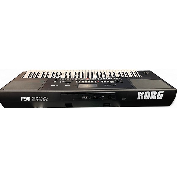 Used KORG Used KORG Pa300 Keyboard Workstation