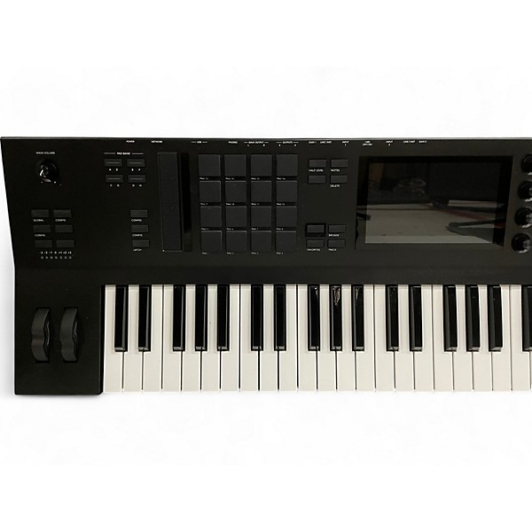 Used Akai Professional Used Akai Professional MPC Key 61 Keyboard Workstation