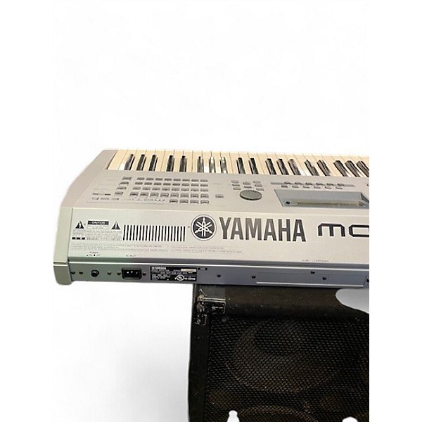 Used Yamaha Used Yamaha Motif ES6 61 Key Keyboard Workstation