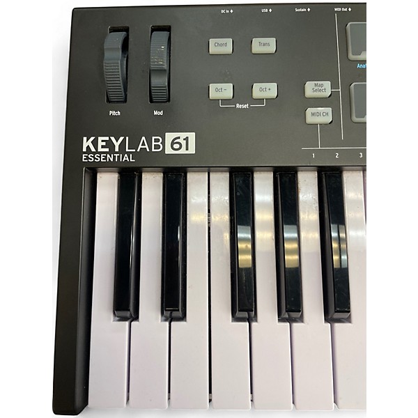 Used Arturia Used Arturia Keylab Essential 61 MIDI Controller