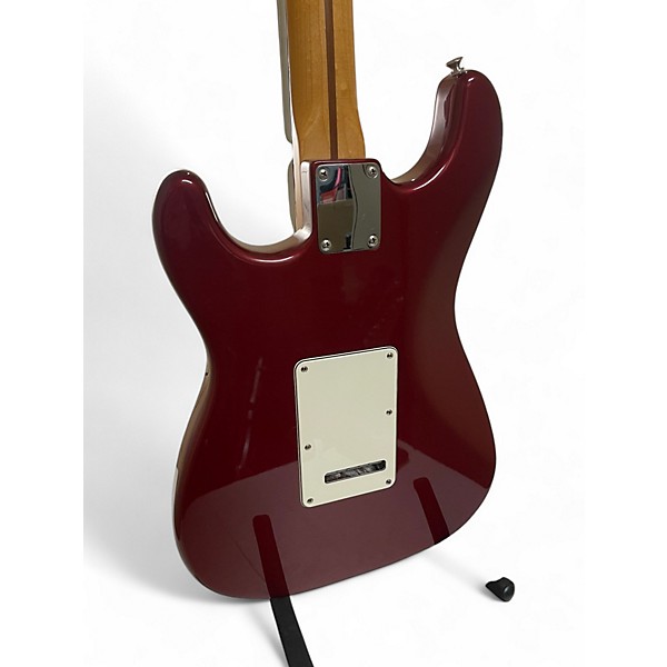 Used Fender Used Fender Artist Series Yngwie Malmsteen Stratocaster Candy Apple Red Solid Body Electric Guitar