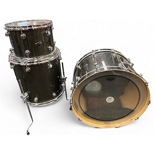 Used DW Used DW 3 Piece PERFORMER Black Ice Drum Kit