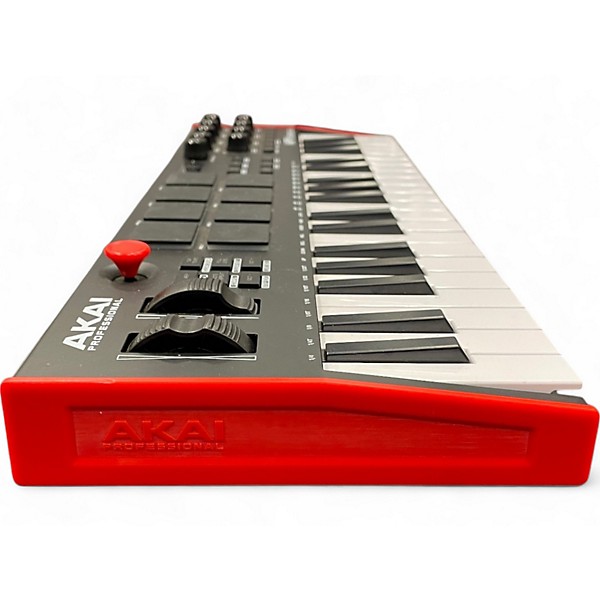 Used Akai Professional Used Akai Professional MPK Mini Plus MIDI Controller